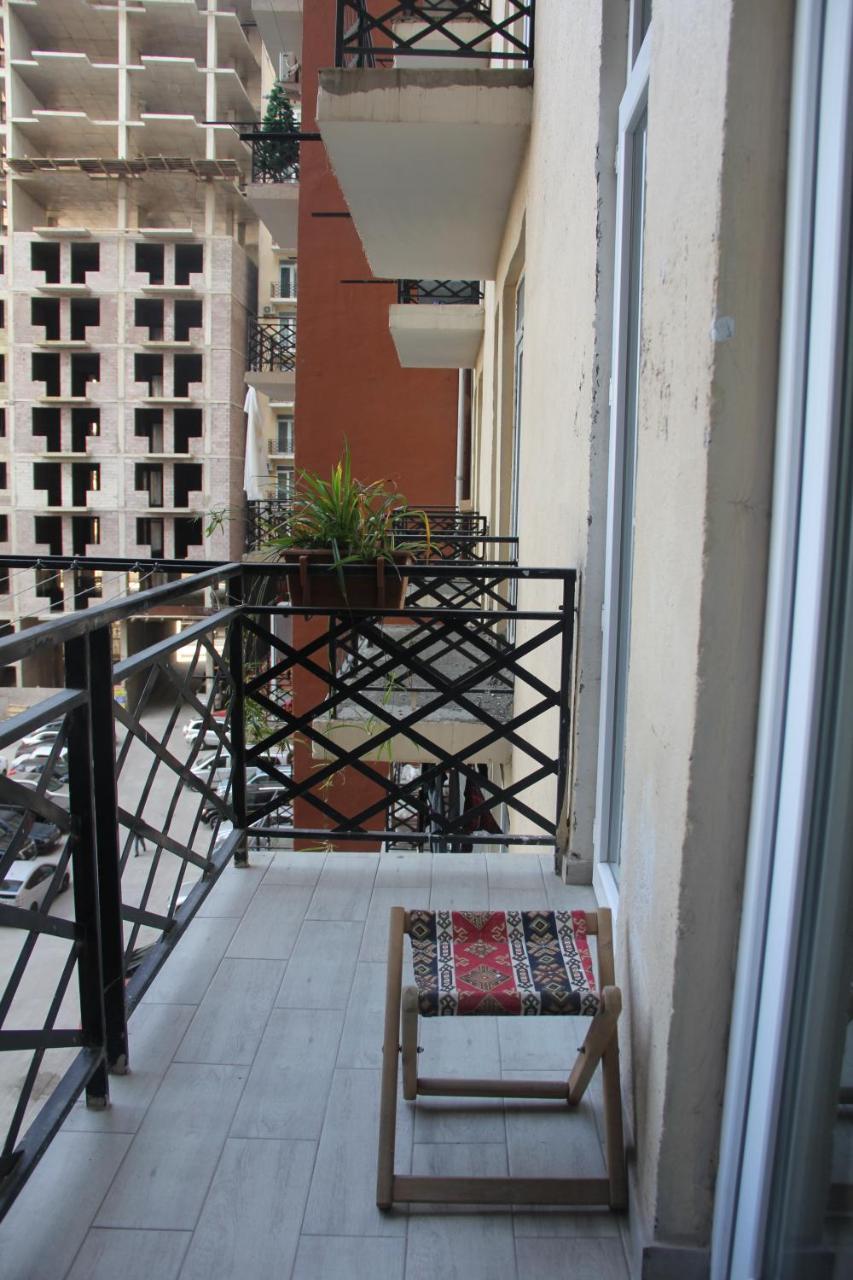 Batumi-Cozy Apartment Ngoại thất bức ảnh